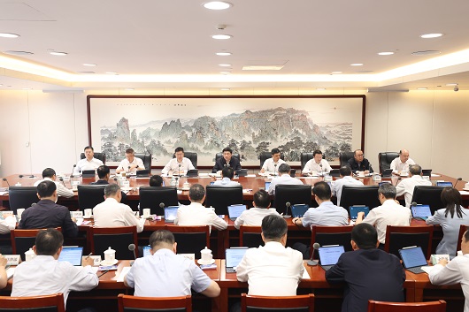 公司党组举办深入贯彻中央八项规定精神学习教育读书班（第二期）暨党组理论学习中心组（扩大）集体学习